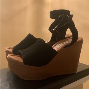Steve Madden Wedges